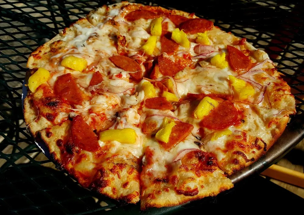 Build Yourvown Zah Cheese Pizza Base w Anduoille Saugage Pineapple Red Onions